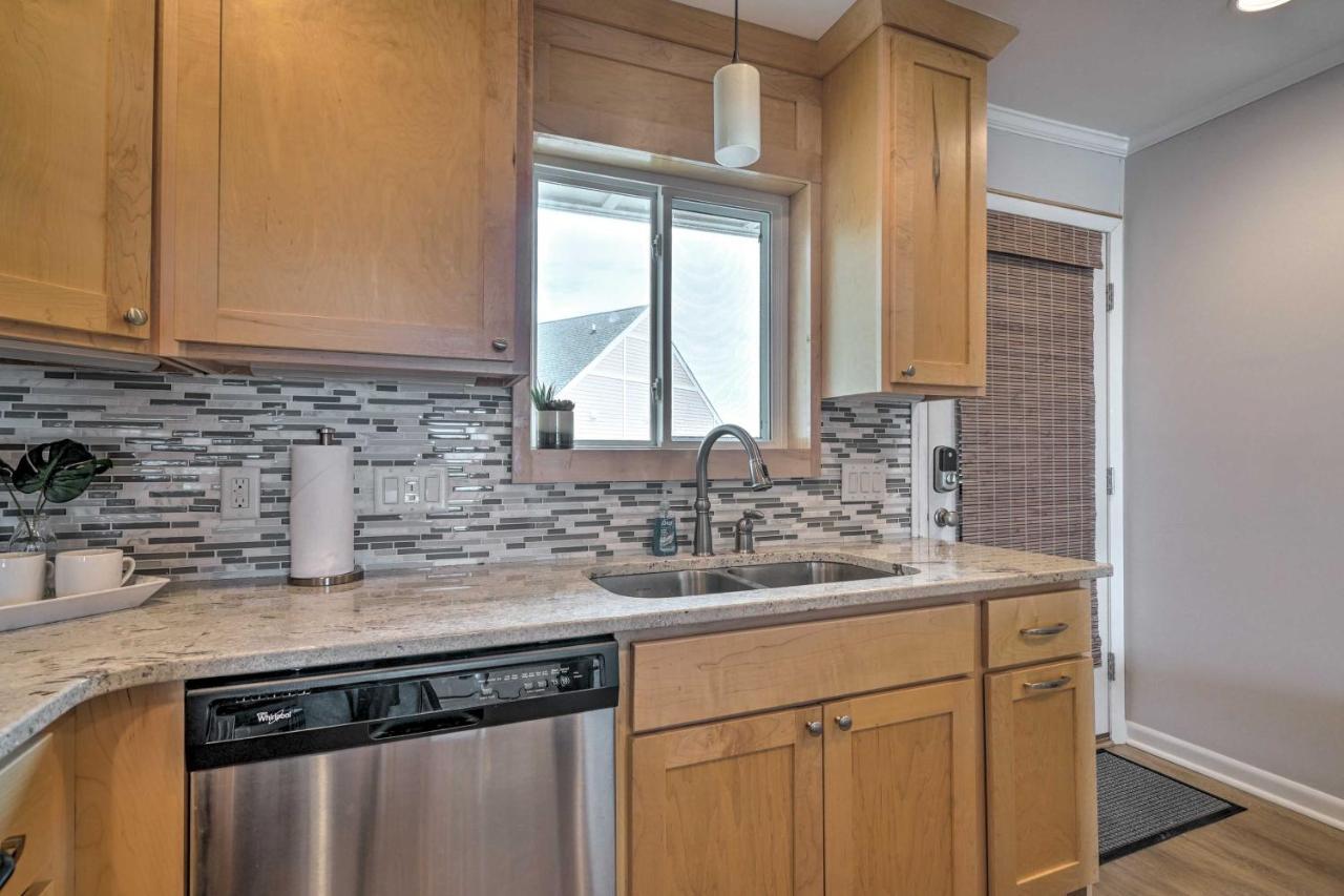 Beachfront Condo With Unobstructed Ocean Views! Oak Island Exterior foto